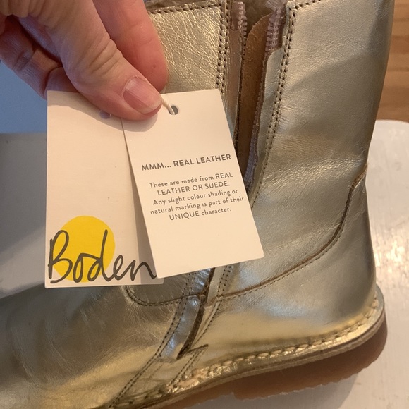 Mini boden size 36 Girls Gold Boots - Picture 5 of 6
